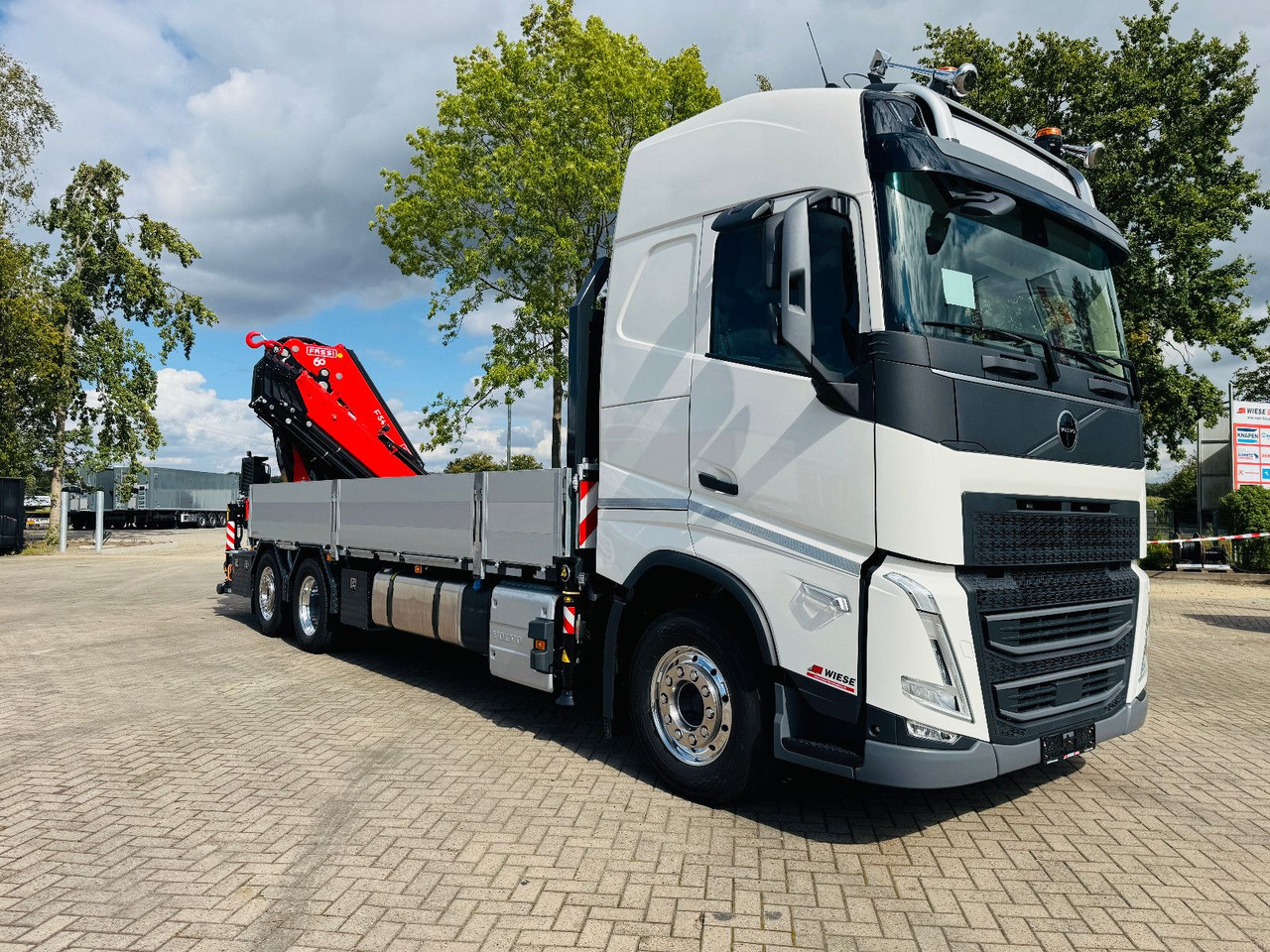 Volvo FH 540 6x2 Container Fassi F545 Heck - Camion, Camion grue: photos 1 Volvo FH 540 6x2 Container Fassi F545 Heck - Camion, Camion grue: photos 1