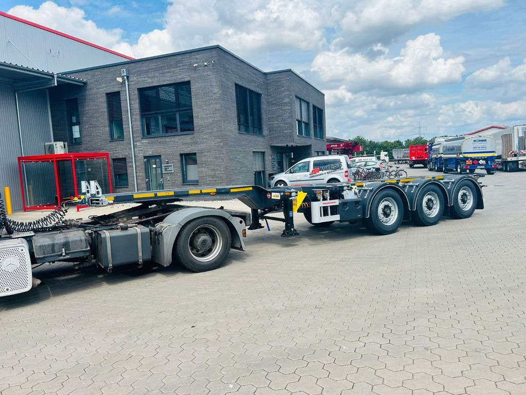 Kässbohrer K.SHG Multi Containerchassis ausziehbar - Semi-remorque porte-conteneur/ Caisse mobile: photos 5 Kässbohrer K.SHG Multi Containerchassis ausziehbar - Semi-remorque porte-conteneur/ Caisse mobile: photos 5