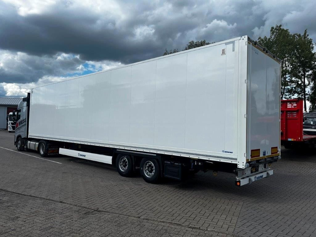 Krone SZK 18 Koffer Event Mega-Koffer 2.900 mm Höhe - Semi-remorque fourgon: photos 1 Krone SZK 18 Koffer Event Mega-Koffer 2.900 mm Höhe - Semi-remorque fourgon: photos 1