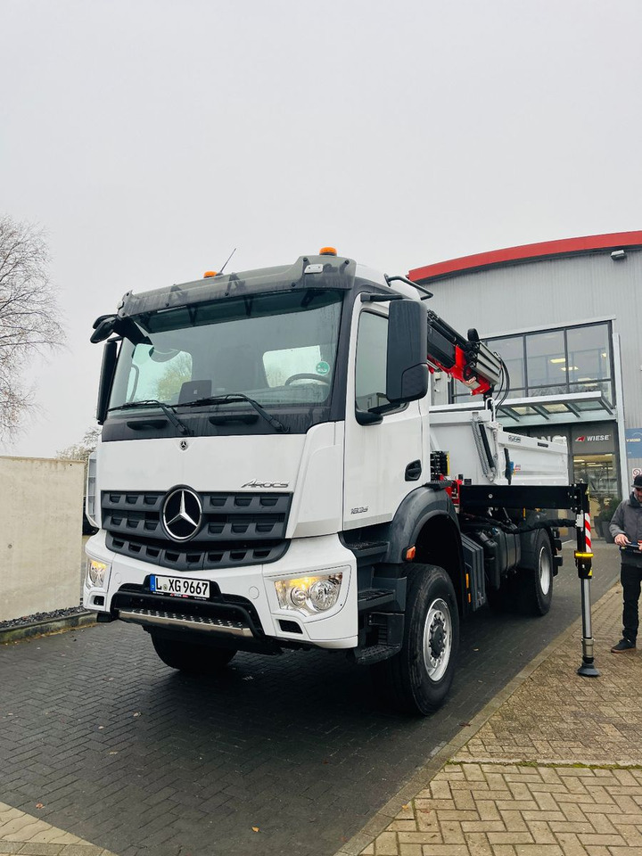 Mercedes-Benz Arocs 1835 4x4 Meiller Fassi Kran Kipper - Camion benne, Camion grue: photos 3 Mercedes-Benz Arocs 1835 4x4 Meiller Fassi Kran Kipper - Camion benne, Camion grue: photos 3
