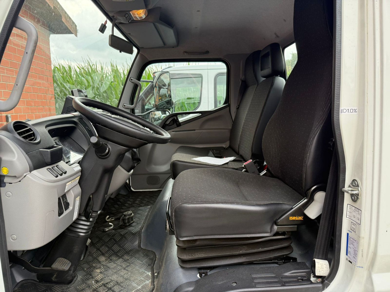 Mitsubishi Fuso Canter 7C18 Arbeitsbühnentransporter - Remorqueuse: photos 2 Mitsubishi Fuso Canter 7C18 Arbeitsbühnentransporter - Remorqueuse: photos 2