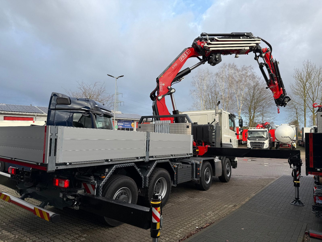 Tatra 41.500 8x8 Phoenix Fassi F710 Kran - Camion plateau, Camion grue: photos 4 Tatra 41.500 8x8 Phoenix Fassi F710 Kran - Camion plateau, Camion grue: photos 4