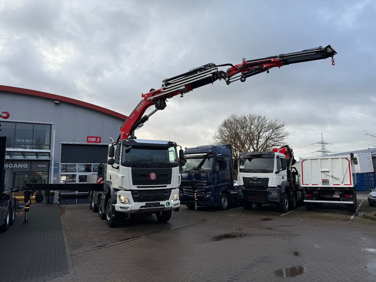 Tatra 41.500 8x8 Phoenix Fassi F710 Kran - Camion grue: photos 2 Tatra 41.500 8x8 Phoenix Fassi F710 Kran - Camion grue: photos 2