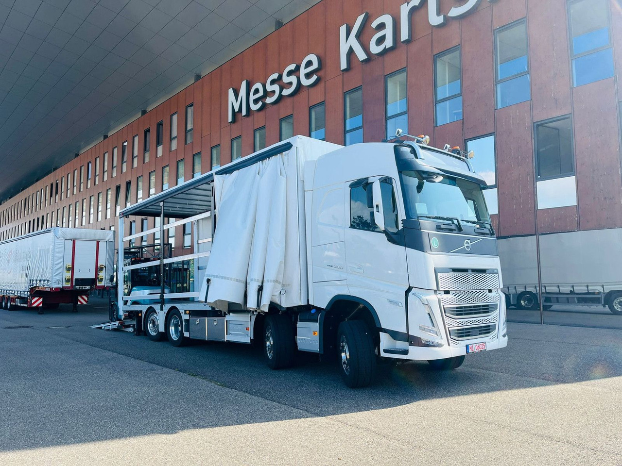 Volvo FH 500 8x2 Arbeitsbühnen Transporter LBW 9t - Remorqueuse: photos 4 Volvo FH 500 8x2 Arbeitsbühnen Transporter LBW 9t - Remorqueuse: photos 4