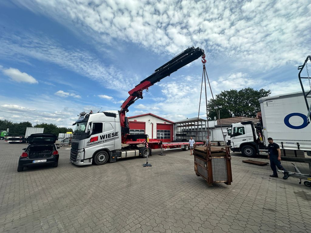 Wiese Stufensattel Tieflader mit Kran Fassi F545 - Semi-remorque plateau: photos 2 Wiese Stufensattel Tieflader mit Kran Fassi F545 - Semi-remorque plateau: photos 2