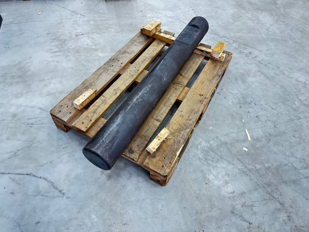 Epiroc Atlas Copco HB3100 HB3000 Blunt Tool Stampfmeißel - Marteau hydraulique pour Engins de chantier: photos 2 Epiroc Atlas Copco HB3100 HB3000 Blunt Tool Stampfmeißel - Marteau hydraulique pour Engins de chantier: photos 2
