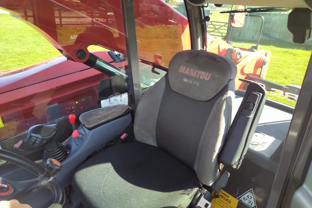 MANITOU MLT 840 137 - Chariot télescopique: photos 3 MANITOU MLT 840 137 - Chariot télescopique: photos 3
