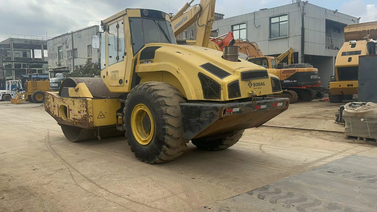 BOMAG BW226DH - Compacteur: photos 3 BOMAG BW226DH - Compacteur: photos 3