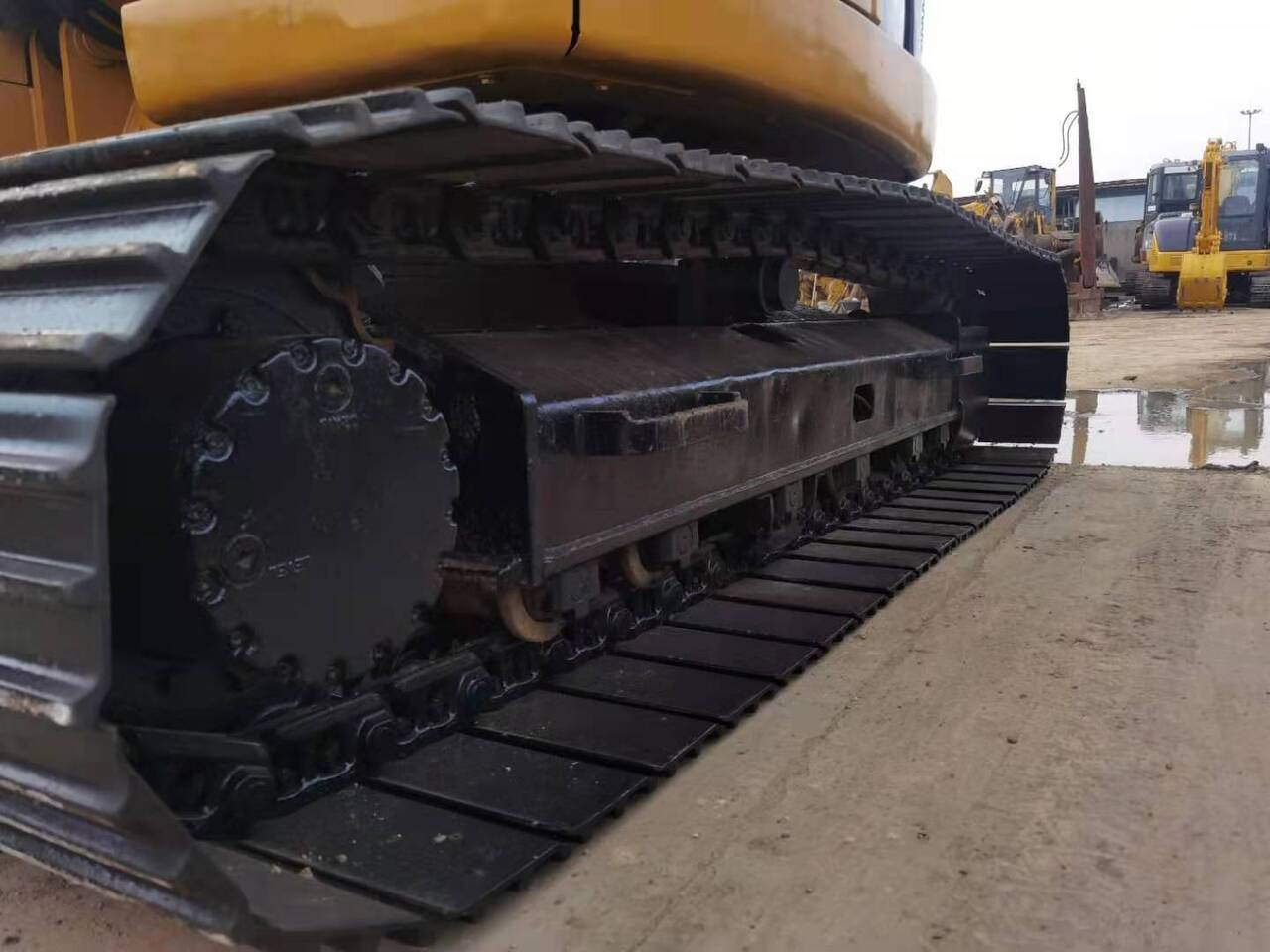 CATERPILLAR 313C - Pelle sur chenille: photos 3 CATERPILLAR 313C - Pelle sur chenille: photos 3