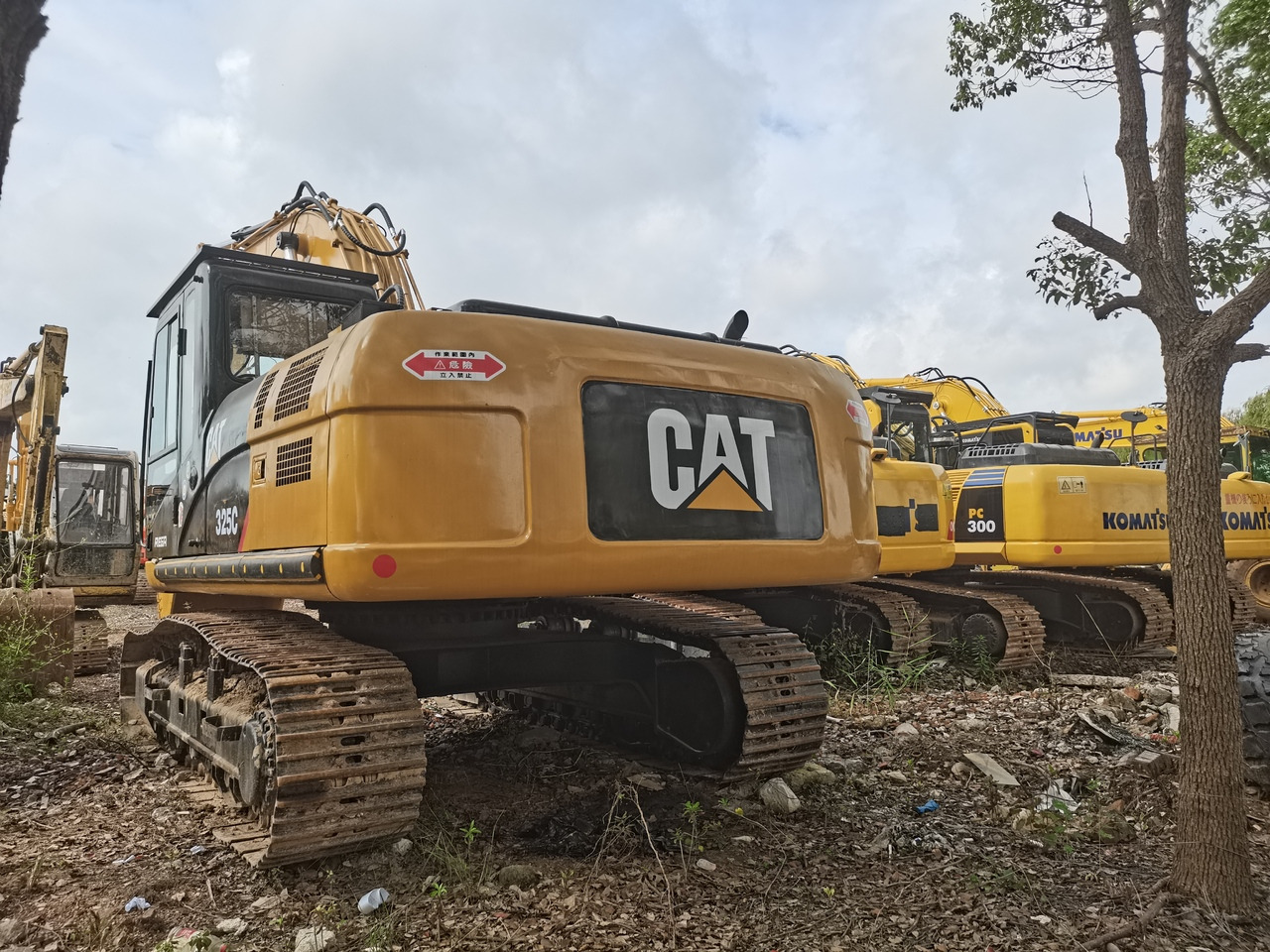 CATERPILLAR 325C-crawler excavator - Pelle sur chenille: photos 1 CATERPILLAR 325C-crawler excavator - Pelle sur chenille: photos 1