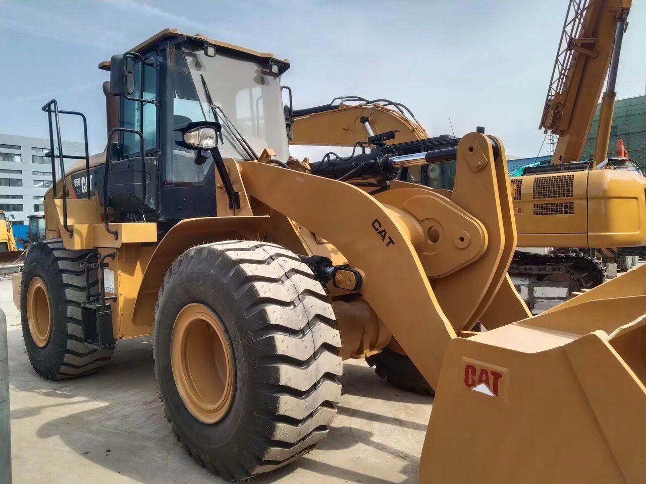 CATERPILLAR 950GC - Chargeuse sur pneus: photos 2 CATERPILLAR 950GC - Chargeuse sur pneus: photos 2