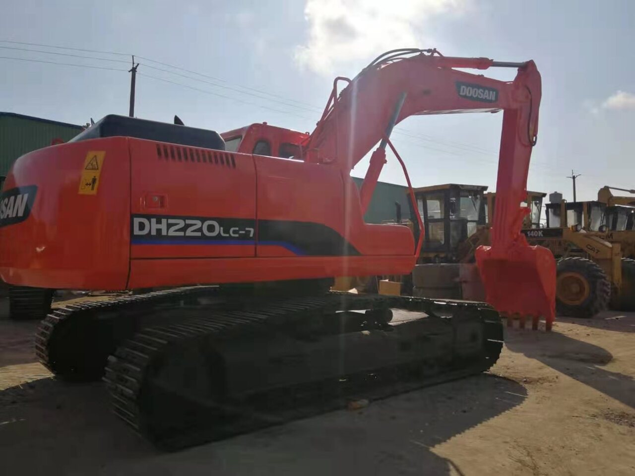 DOOSAN DH220LC - Pelle sur chenille: photos 3 DOOSAN DH220LC - Pelle sur chenille: photos 3