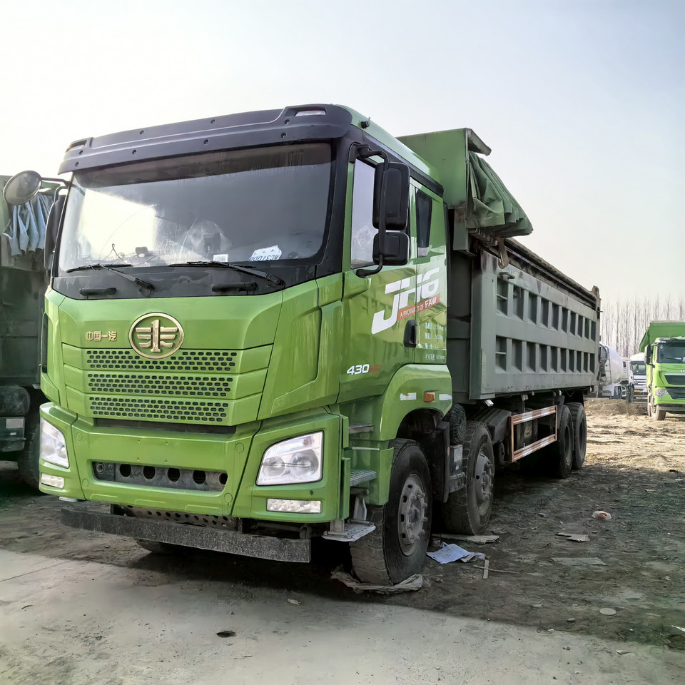 FAW FAW 8x4 430hp-Green China Tipper - Camion benne: photos 2 FAW FAW 8x4 430hp-Green China Tipper - Camion benne: photos 2