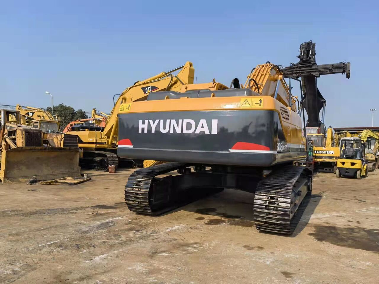 HYUNDAI R305LC-9T - Pelle sur chenille: photos 4 HYUNDAI R305LC-9T - Pelle sur chenille: photos 4