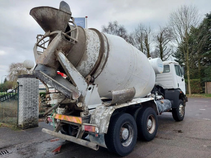 Mercedes-Benz SK 2527 2527 6x4 Mixer - Camion malaxeur: photos 4 Mercedes-Benz SK 2527 2527 6x4 Mixer - Camion malaxeur: photos 4