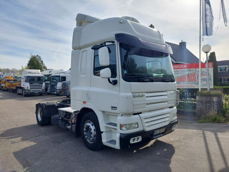 DAF CF 85.460 4x2 Retarder - Tracteur routier: photos 2 DAF CF 85.460 4x2 Retarder - Tracteur routier: photos 2