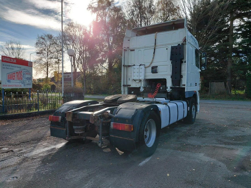 DAF XF 95.430 4x2 - Tracteur routier: photos 3 DAF XF 95.430 4x2 - Tracteur routier: photos 3