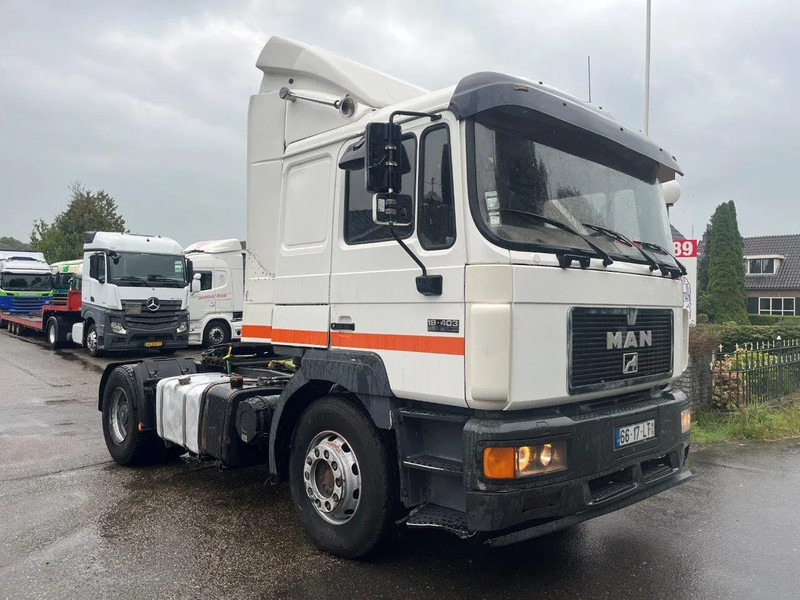 MAN 19.403 F2000 MANUAL ZF BIG AXLE KIPPER HYDRAULIC PTO - Tracteur routier: photos 4 MAN 19.403 F2000 MANUAL ZF BIG AXLE KIPPER HYDRAULIC PTO - Tracteur routier: photos 4