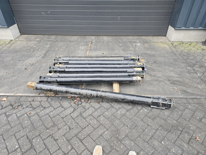 Auger Torque grondboor Auger Torque grondboor hydraulische boor - Tarière pour Engins de chantier: photos 1 Auger Torque grondboor Auger Torque grondboor hydraulische boor - Tarière pour Engins de chantier: photos 1