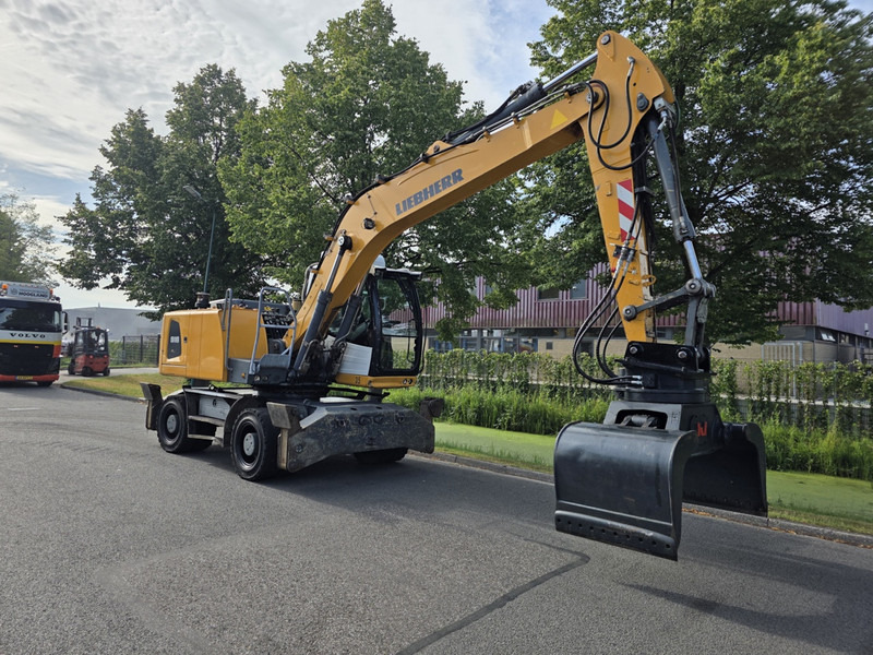 Liebherr a916 year 2017 dutch machine! liebherr a916 - Pelle de manutention: photos 3 Liebherr a916 year 2017 dutch machine! liebherr a916 - Pelle de manutention: photos 3