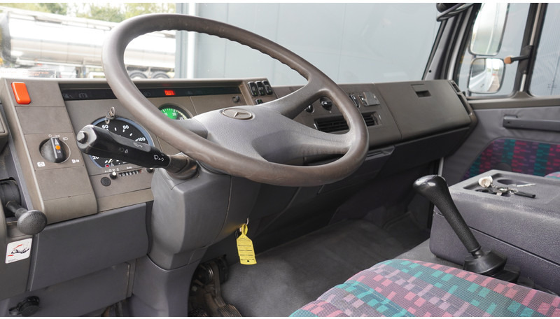 Mercedes-Benz 814 MACHINE TRANSPORTER EURO 2 409.000KM - Camion: photos 5 Mercedes-Benz 814 MACHINE TRANSPORTER EURO 2 409.000KM - Camion: photos 5