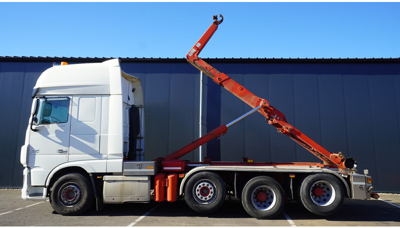 DAF XF460 8X2 HOOKARM SYSTEM TRUCK - Camion ampliroll: photos 1 DAF XF460 8X2 HOOKARM SYSTEM TRUCK - Camion ampliroll: photos 1