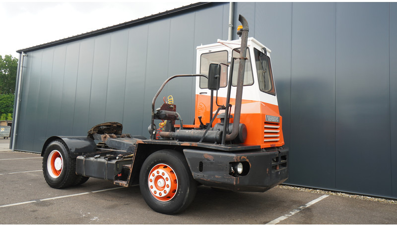 Terberg YT SL 1020 - Engins de chantier: photos 4 Terberg YT SL 1020 - Engins de chantier: photos 4