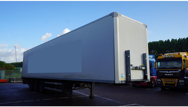 Groenewegen 3 AXLE CLOSED BOX - Semi-remorque fourgon: photos 3 Groenewegen 3 AXLE CLOSED BOX - Semi-remorque fourgon: photos 3