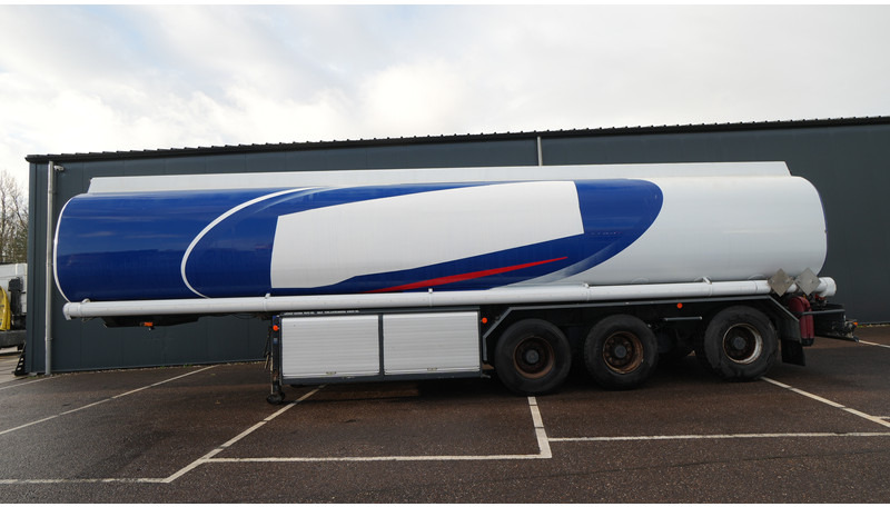 LAG 3 AXLE ADR FUEL TANK TRAILER 45.000ltr - Semi-remorque citerne: photos 1 LAG 3 AXLE ADR FUEL TANK TRAILER 45.000ltr - Semi-remorque citerne: photos 1