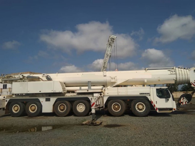 Liebherr LTM 1250-6.1 12X8X10 - Grue tout-terrain: photos 1 Liebherr LTM 1250-6.1 12X8X10 - Grue tout-terrain: photos 1
