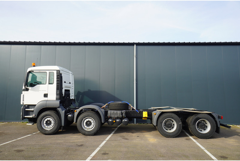 MAN TGS41.400 8X4 BB-WW NEW UNUSED CHASSIS EURO3 - Châssis cabine: photos 1 MAN TGS41.400 8X4 BB-WW NEW UNUSED CHASSIS EURO3 - Châssis cabine: photos 1