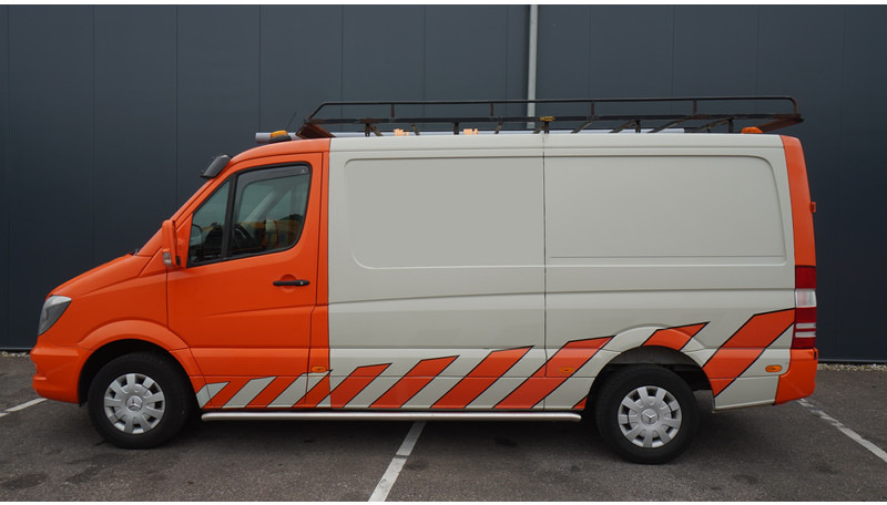 Mercedes-Benz 309 SPRINTER CLOSED BOX - Fourgon grand volume: photos 1 Mercedes-Benz 309 SPRINTER CLOSED BOX - Fourgon grand volume: photos 1