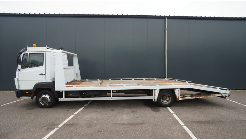 Mercedes-Benz 814 CAR TRANSPORTER 409.000KM - Camion porte-voitures: photos 1 Mercedes-Benz 814 CAR TRANSPORTER 409.000KM - Camion porte-voitures: photos 1