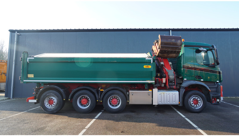 Mercedes-Benz AROCS 3542 8X4 2 SIDE TIPPER WITH HMF Z 1943 CRANE 407.000KM - Camion grue: photos 4 Mercedes-Benz AROCS 3542 8X4 2 SIDE TIPPER WITH HMF Z 1943 CRANE 407.000KM - Camion grue: photos 4