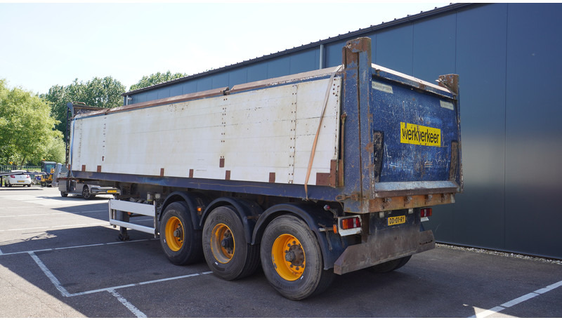 Renders 3 AXLE TIPPER TRAILER - Semi-remorque benne: photos 4 Renders 3 AXLE TIPPER TRAILER - Semi-remorque benne: photos 4