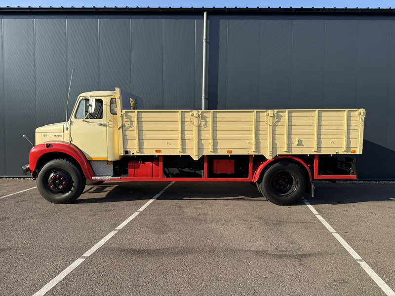 Scania 50 L5046 4X2 CLASSIC OLDTIMER OPEN BOX TRUCK - Camion plateau: photos 1 Scania 50 L5046 4X2 CLASSIC OLDTIMER OPEN BOX TRUCK - Camion plateau: photos 1