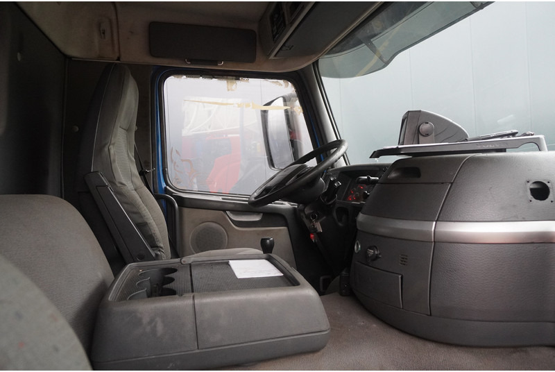 Terberg FM 1850-T 420 8x4 TIPPER 575.600KM - Camion benne: photos 5 Terberg FM 1850-T 420 8x4 TIPPER 575.600KM - Camion benne: photos 5