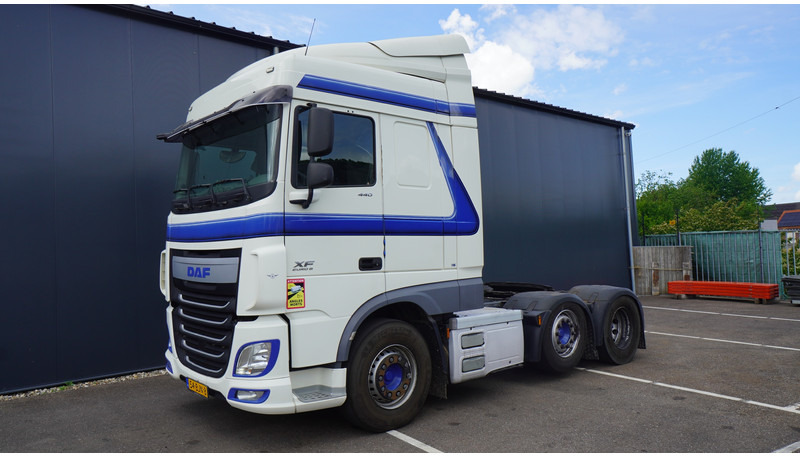 DAF XF 440 6X2 SPACECAB 718.000KM - Tracteur routier: photos 3 DAF XF 440 6X2 SPACECAB 718.000KM - Tracteur routier: photos 3