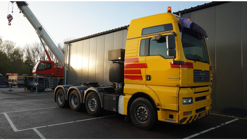 MAN TGA 41.530 8X4 160 TON'S RETARDER 283.000KM - Tracteur routier: photos 4 MAN TGA 41.530 8X4 160 TON'S RETARDER 283.000KM - Tracteur routier: photos 4