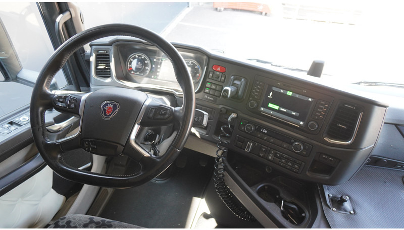 Scania R 450 NEXT GEN EURO 6 855.000KM - Tracteur routier: photos 5 Scania R 450 NEXT GEN EURO 6 855.000KM - Tracteur routier: photos 5