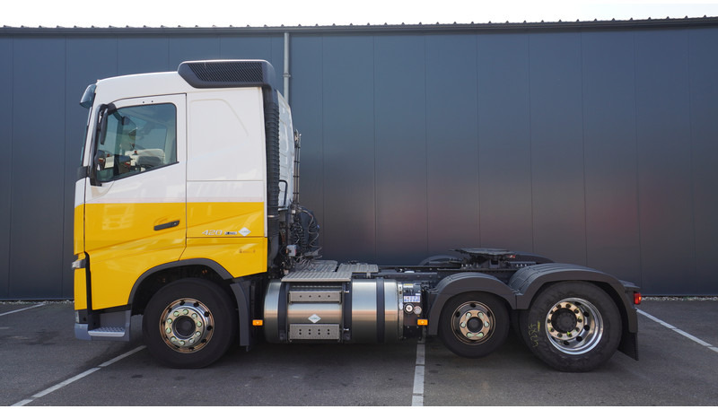 Volvo FH 420 6X2 LNG ADR - Tracteur routier: photos 1 Volvo FH 420 6X2 LNG ADR - Tracteur routier: photos 1