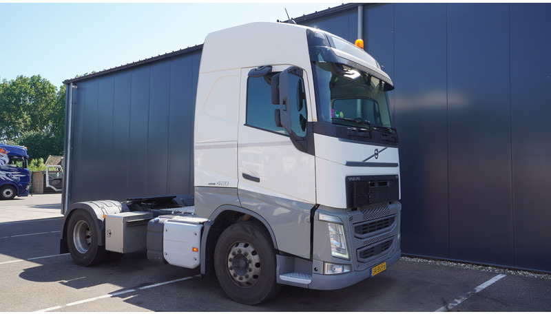 Volvo FH 420 ADR GLOBETROTTER EURO 6 864.000KM - Tracteur routier: photos 4 Volvo FH 420 ADR GLOBETROTTER EURO 6 864.000KM - Tracteur routier: photos 4