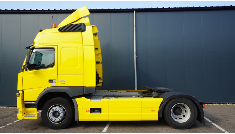 Volvo FM 370 EURO 6 686.000KM - Tracteur routier: photos 1 Volvo FM 370 EURO 6 686.000KM - Tracteur routier: photos 1