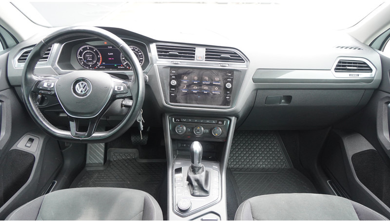 Volkswagen Tiguan 2.0 TDI R LINE 4MOTION - Minibus, Transport de personnes: photos 5 Volkswagen Tiguan 2.0 TDI R LINE 4MOTION - Minibus, Transport de personnes: photos 5