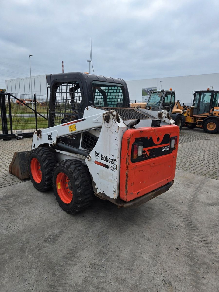 Bobcat S450 - Chargeuse sur pneus: photos 5 Bobcat S450 - Chargeuse sur pneus: photos 5