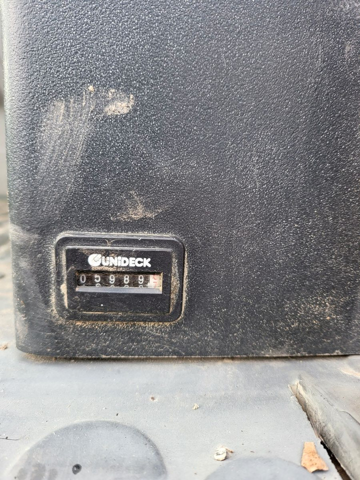 Pelle sur pneus Case WX125: photos 15 Pelle sur pneus Case WX125: photos 15