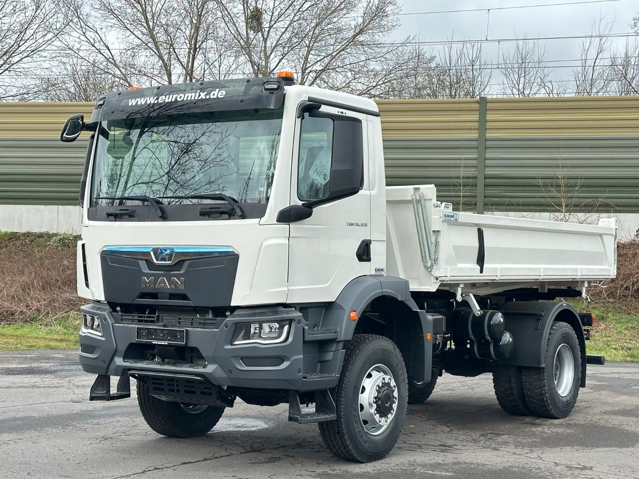 MAN TGM 18.320 4X4 Euro 6e Euromix 3-Seiten-Kipper - Camion benne: photos 1 MAN TGM 18.320 4X4 Euro 6e Euromix 3-Seiten-Kipper - Camion benne: photos 1