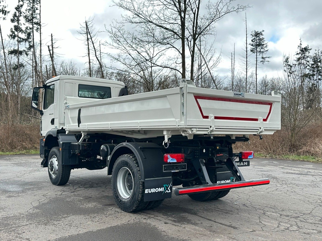 MAN TGM 18.320 4X4 Euro 6e Euromix 3-Seiten-Kipper - Camion benne: photos 4 MAN TGM 18.320 4X4 Euro 6e Euromix 3-Seiten-Kipper - Camion benne: photos 4