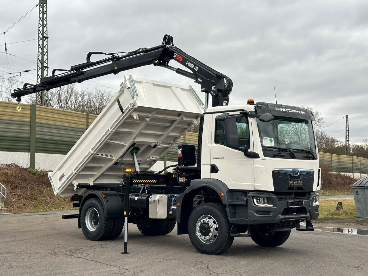 MAN TGM 18.320 4x4 Euro6e Hiab X-HiDuo 138DS-3 - Camion benne, Camion grue: photos 2 MAN TGM 18.320 4x4 Euro6e Hiab X-HiDuo 138DS-3 - Camion benne, Camion grue: photos 2