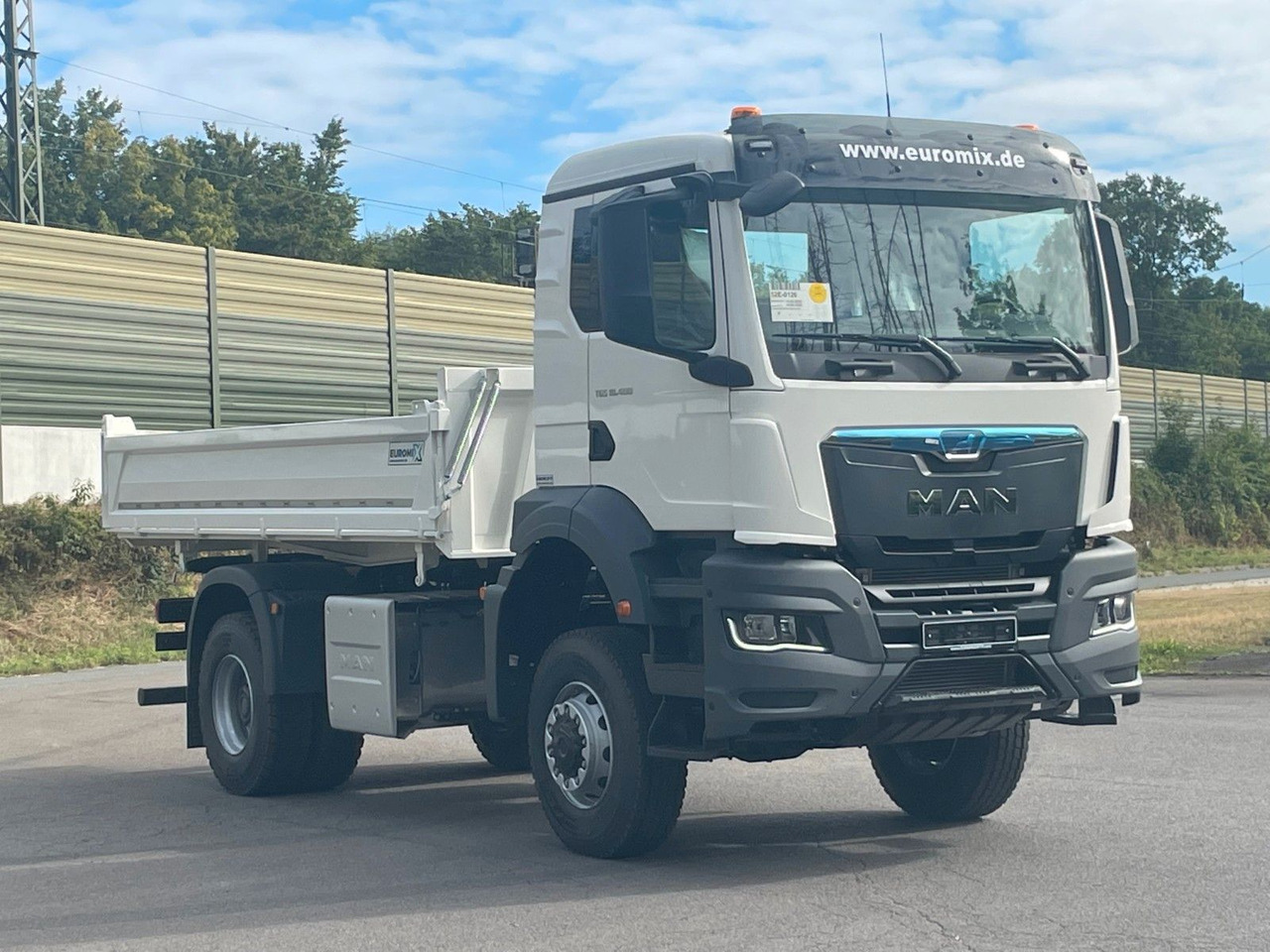 MAN TGS 18.400 TG3 4x4 Euro6e 3-Seiten-Kippe Euromix - Camion benne: photos 3 MAN TGS 18.400 TG3 4x4 Euro6e 3-Seiten-Kippe Euromix - Camion benne: photos 3